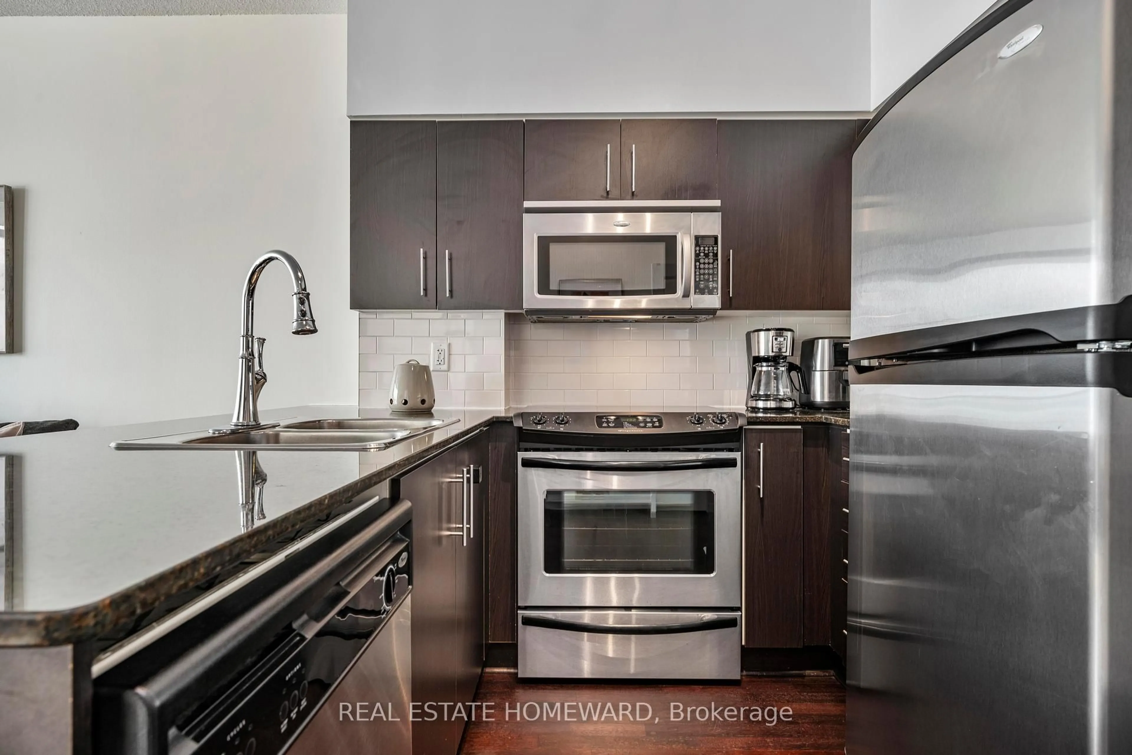 Standard kitchen, unknown for 15 Windermere Ave #2107, Toronto Ontario M6S 5A2