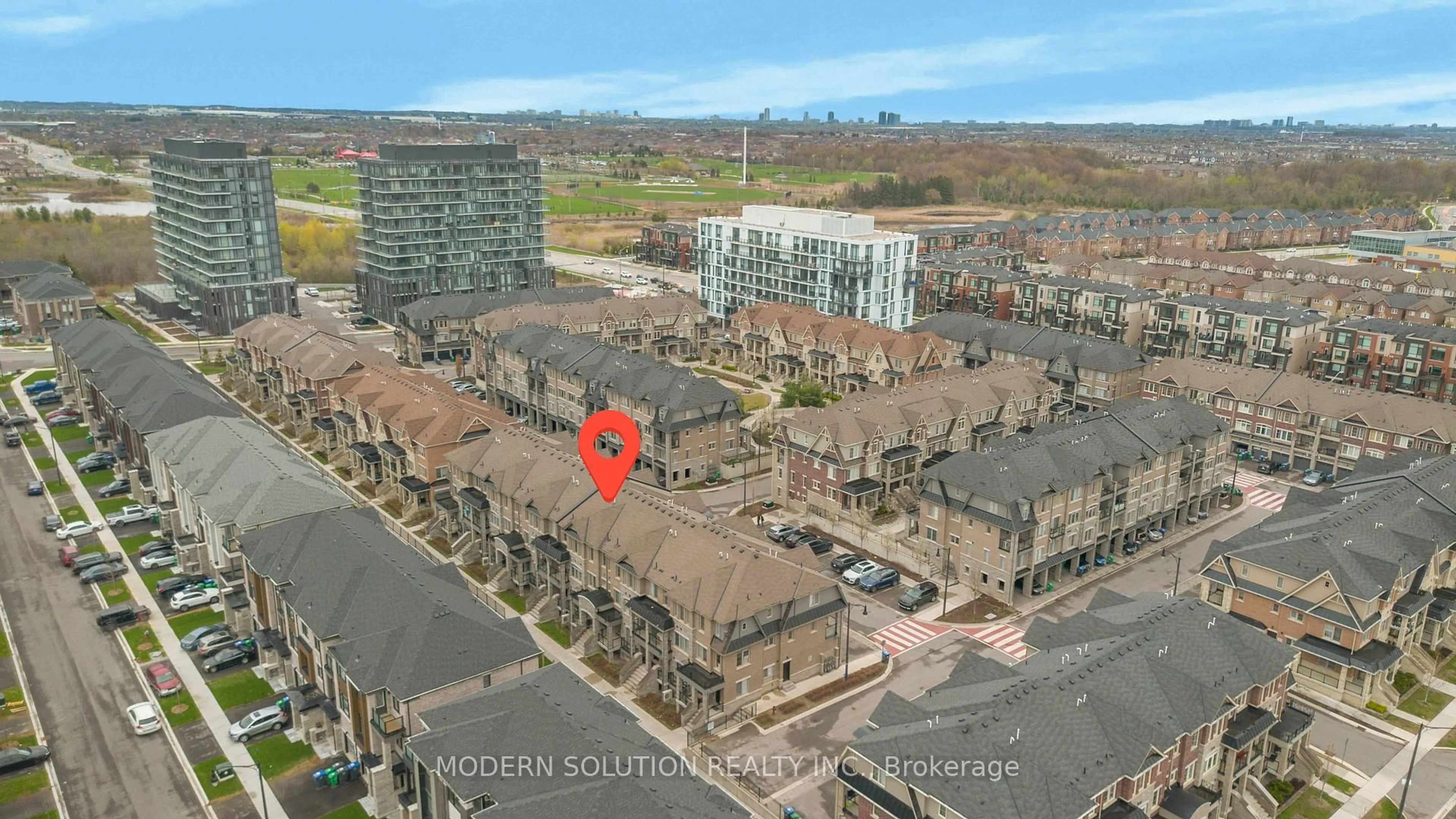 A pic from outside/outdoor area/front of a property/back of a property/a pic from drone, unknown for 200 Veterans Dr #22, Brampton Ontario L7A 4S6