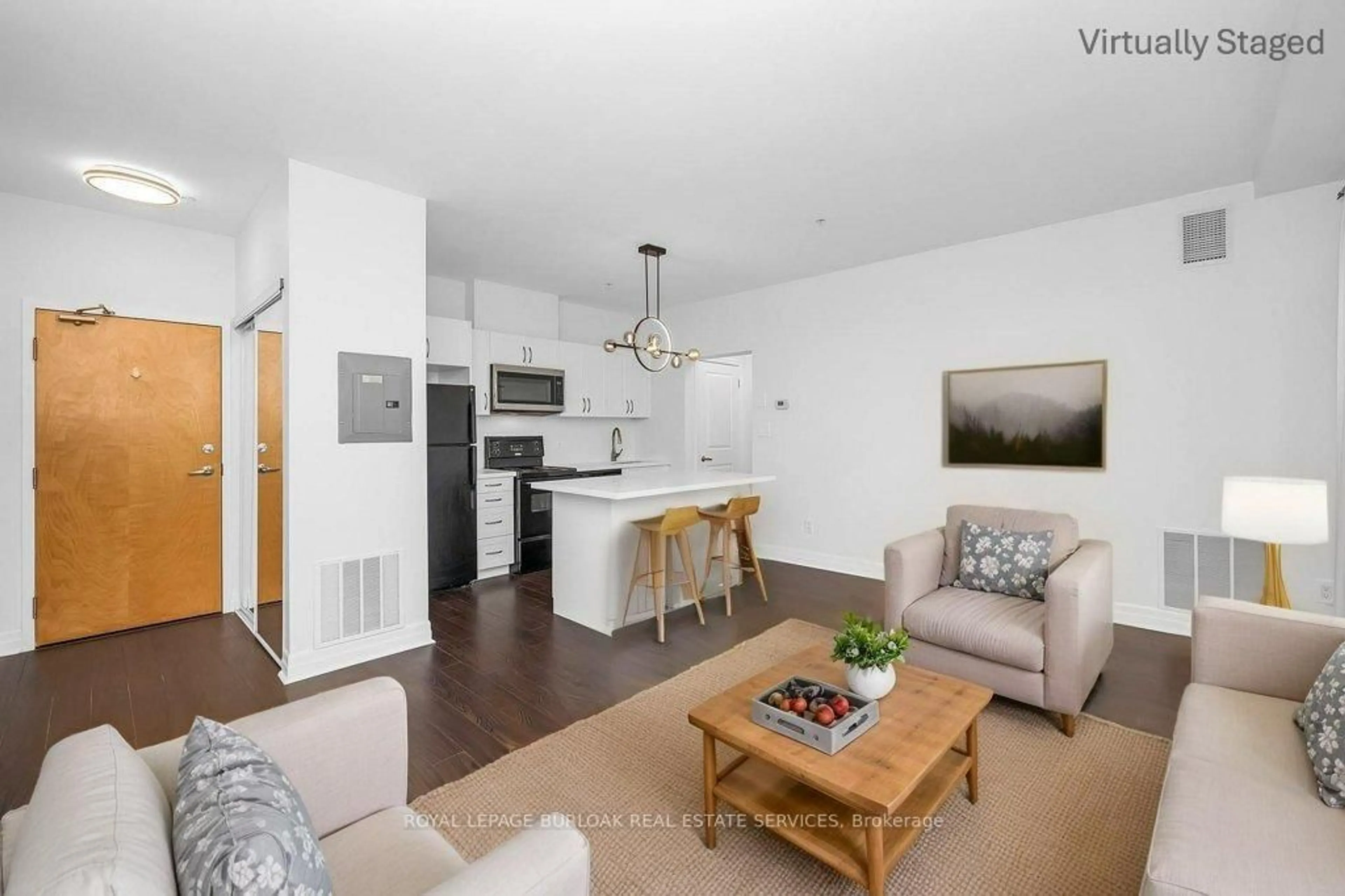 Open concept kitchen, unknown for 459 Kerr St #304, Oakville Ontario L6K 3C2
