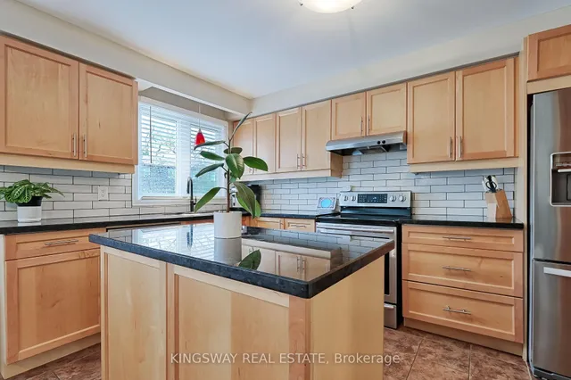 Additional property image - 1755 Rathburn Rd Unit 102