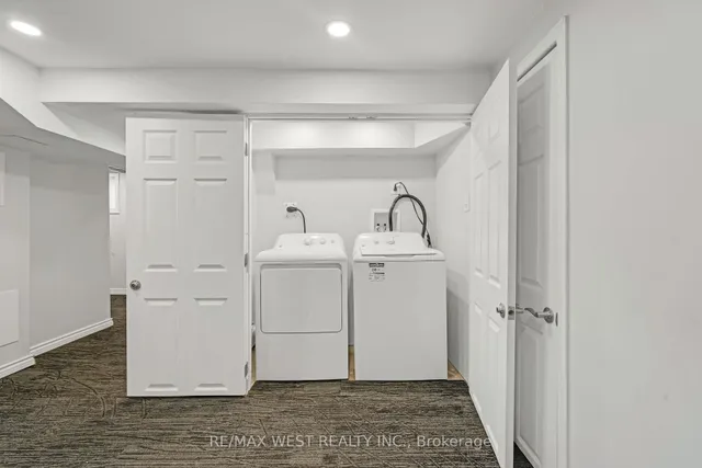 Additional property image - 2 Cabot Crt