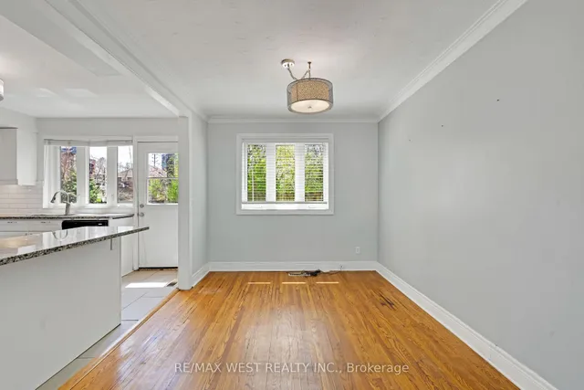 Additional property image - 2 Cabot Crt