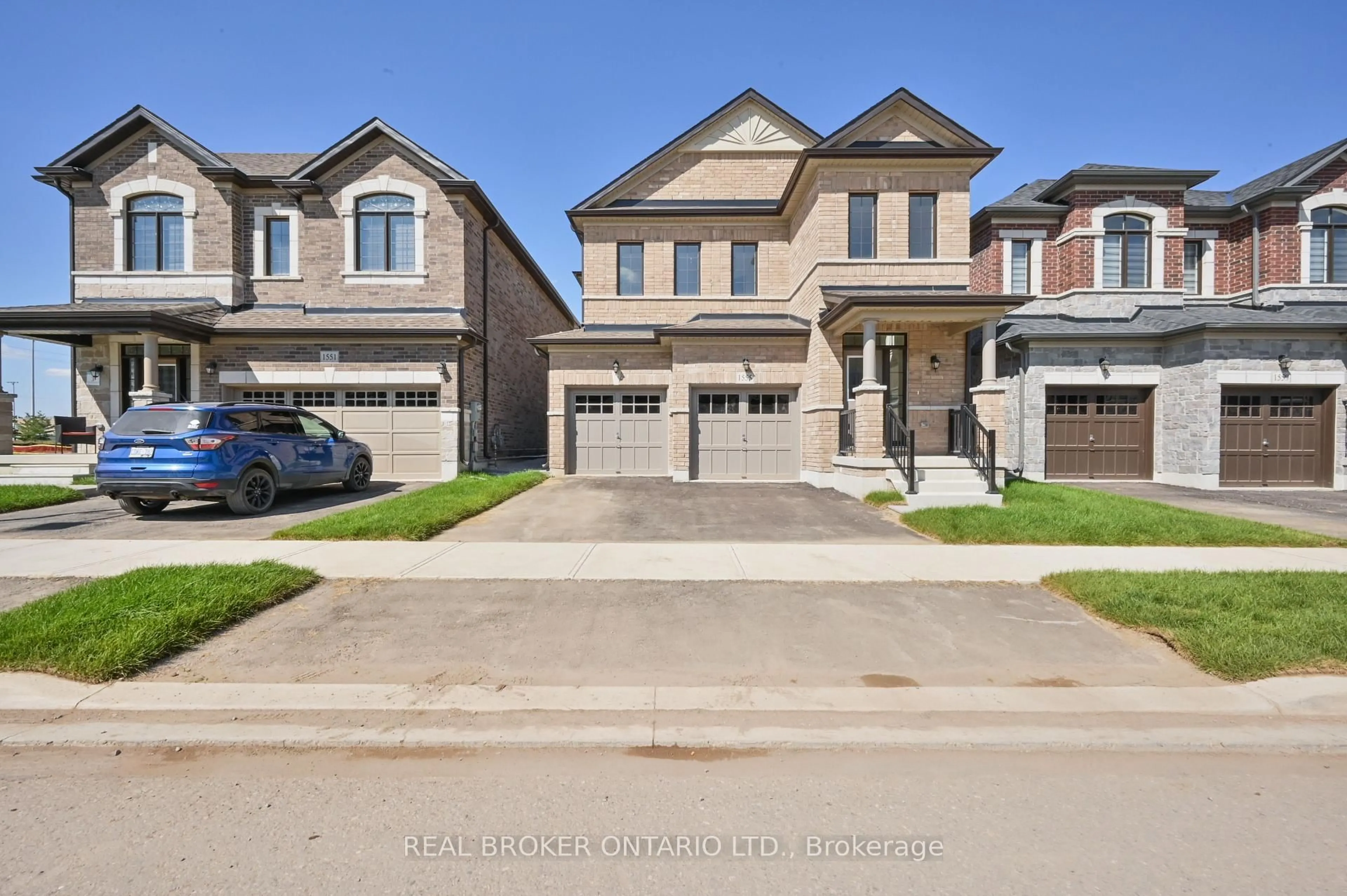 Unknown for 1555 Severn Dr, Milton Ontario L9E 1X9