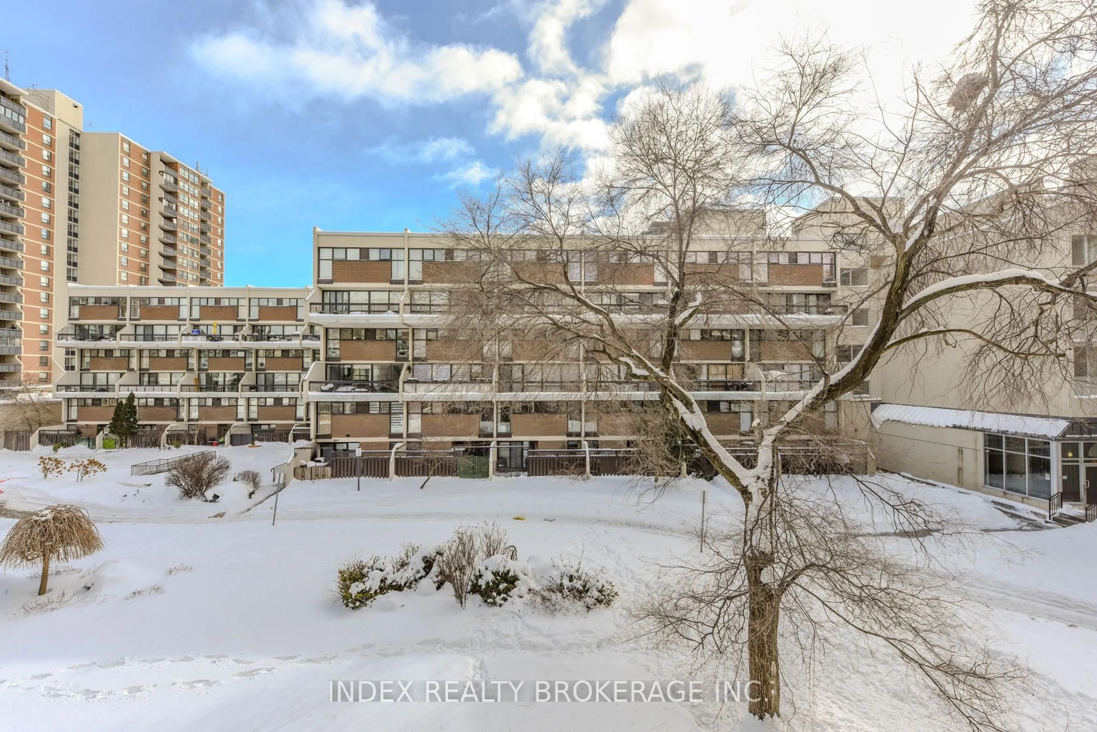 Unknown for 366 The East Mall N/A #233, Toronto Ontario M9B 6C6