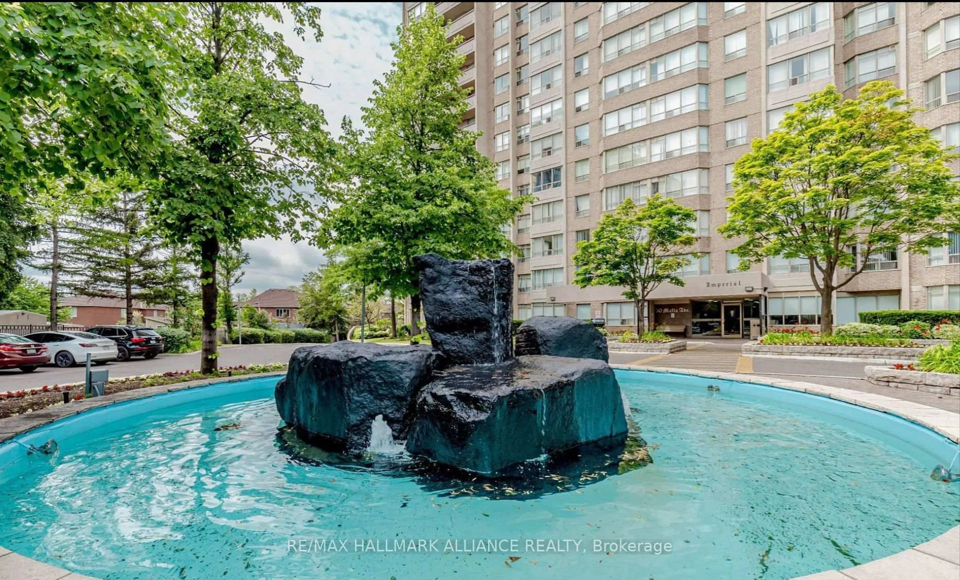 Pool for 30 Malta Ave #307, Brampton Ontario L6Y 4W6