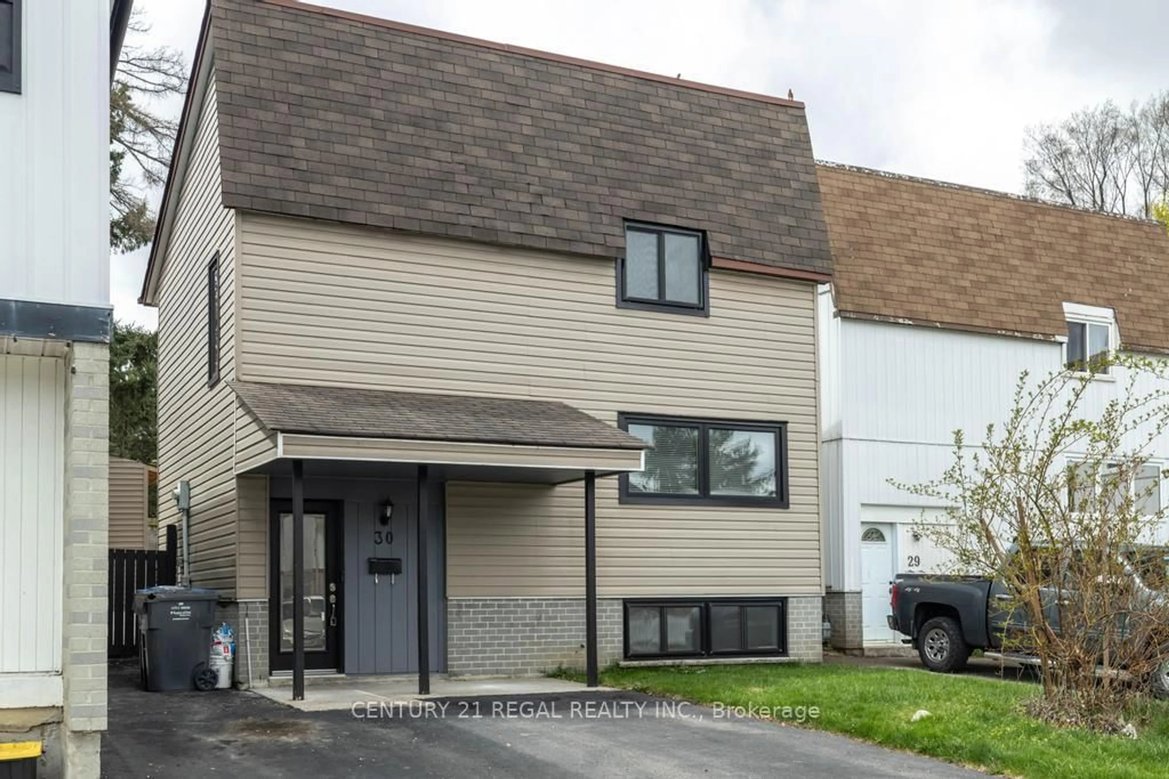 Home with vinyl exterior material, street for 30 Hercules Crt, Brampton Ontario L6S 1X6