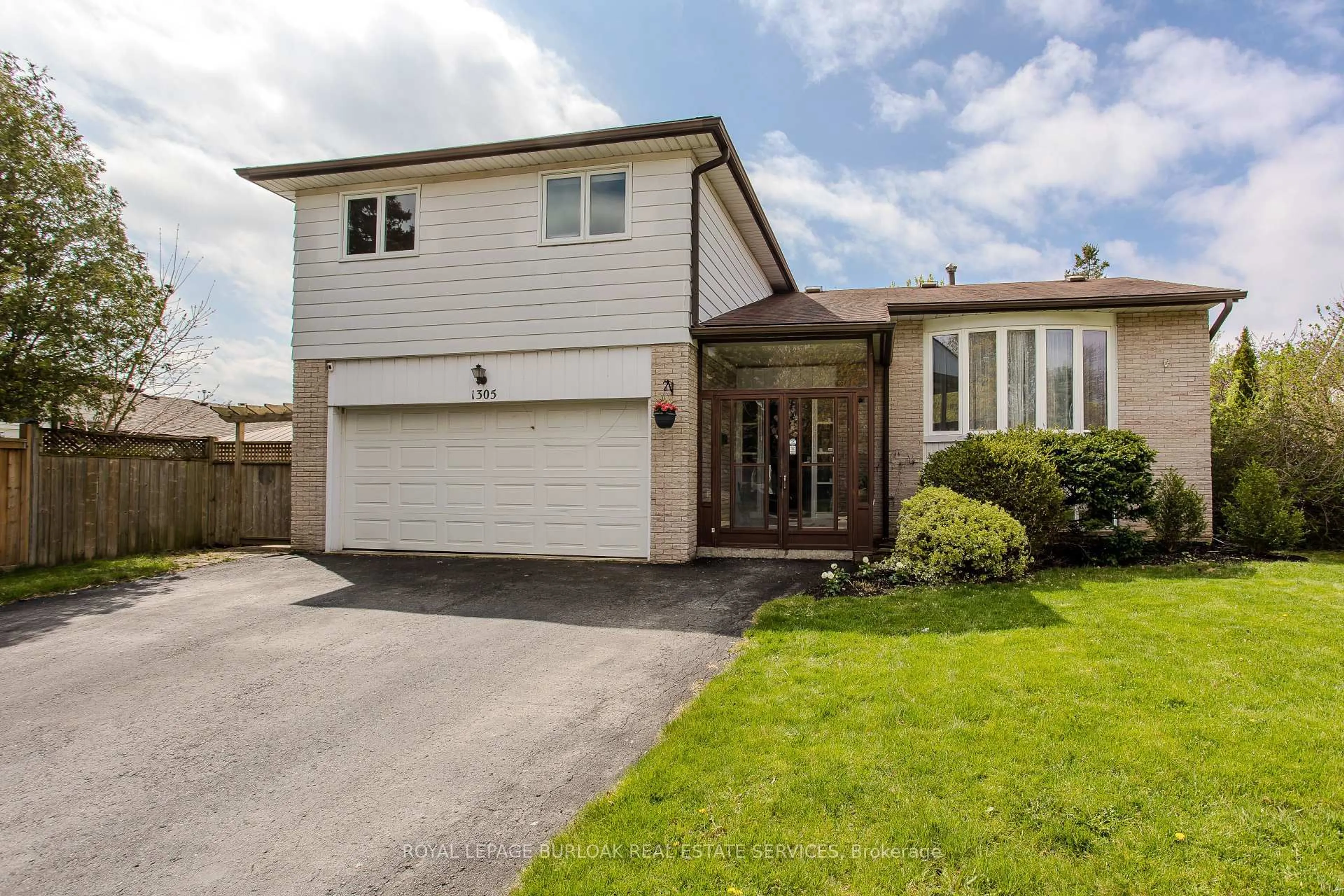 Unknown for 1305 Ester Dr, Burlington Ontario L7P 1L2