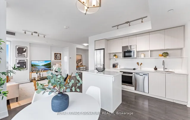 Additional property image - 7 Mabelle Ave Unit 4008