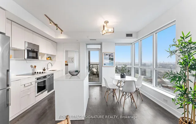 Additional property image - 7 Mabelle Ave Unit 4008