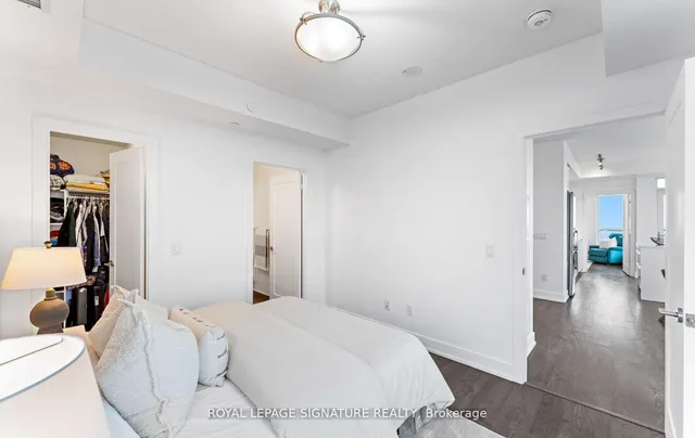 Additional property image - 7 Mabelle Ave Unit 4008