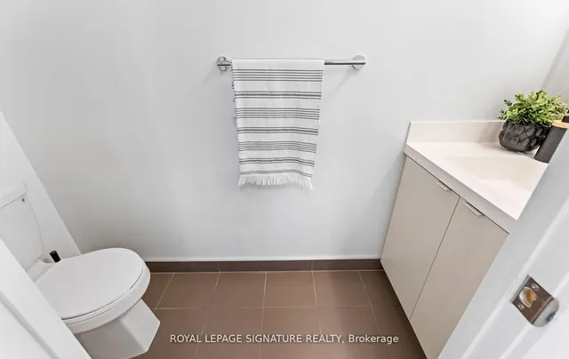 Additional property image - 7 Mabelle Ave Unit 4008