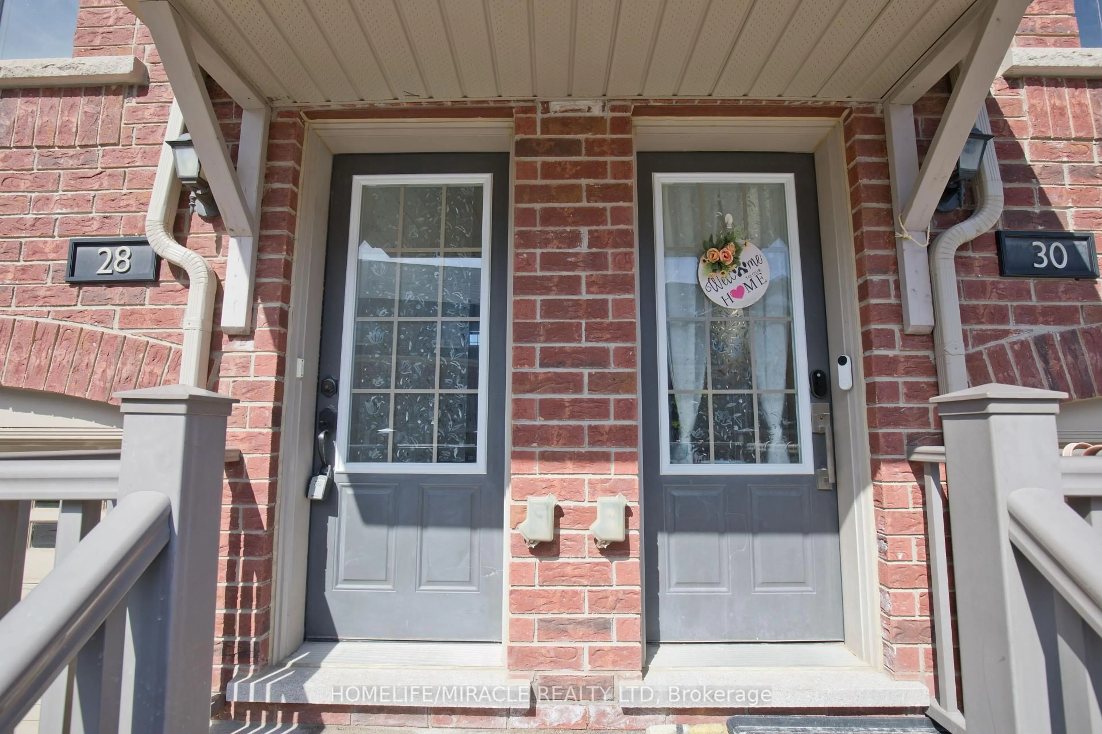 Indoor entryway for 28 Battalion Rd #44, Brampton Ontario L7A 4B5