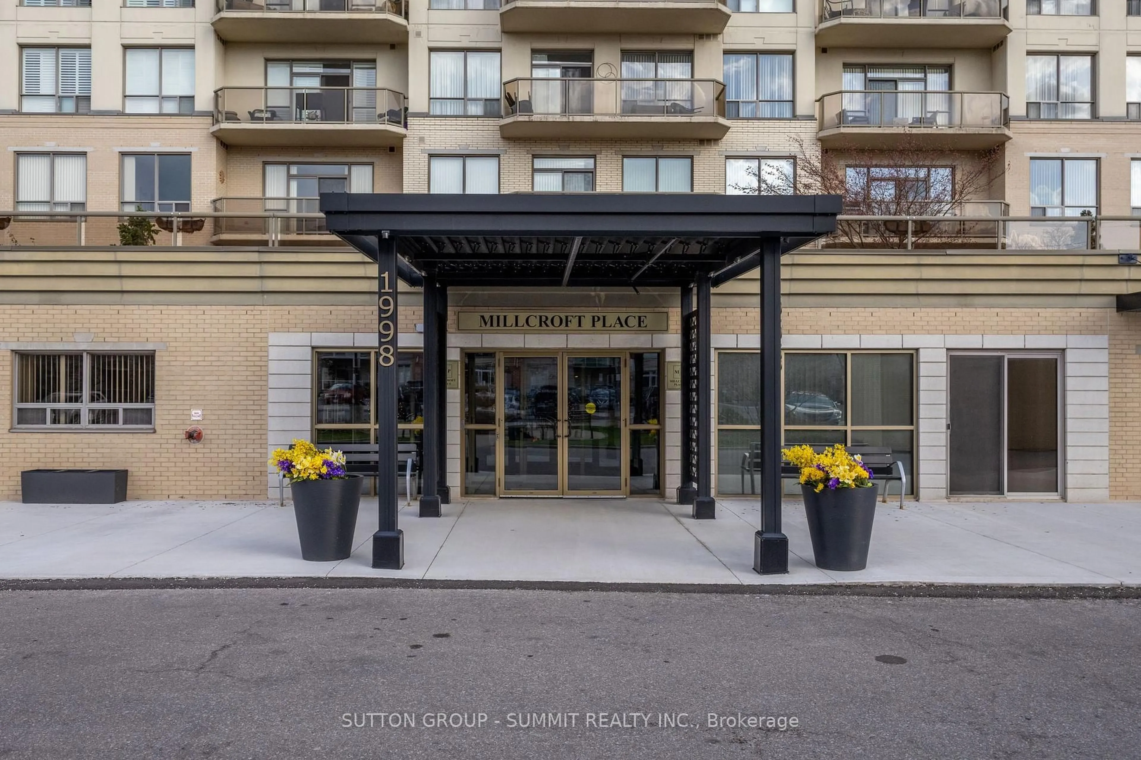 Unknown for 1998 Ironstone Dr #301, Burlington Ontario L7L 7P7