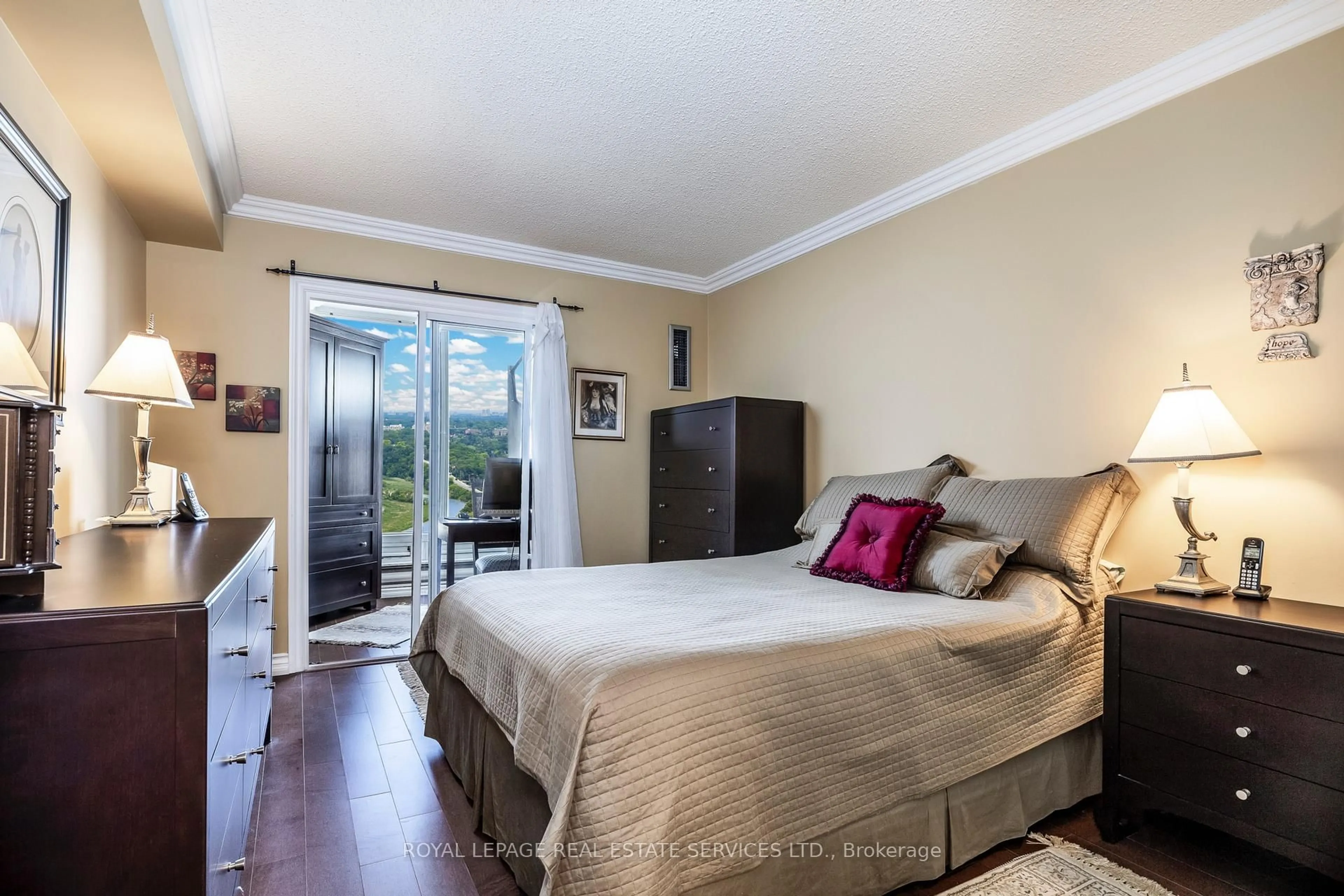 Bedroom with bed, wood/laminate floor for 1 Palace Pier Crt #2812, Toronto Ontario M8V 3W9