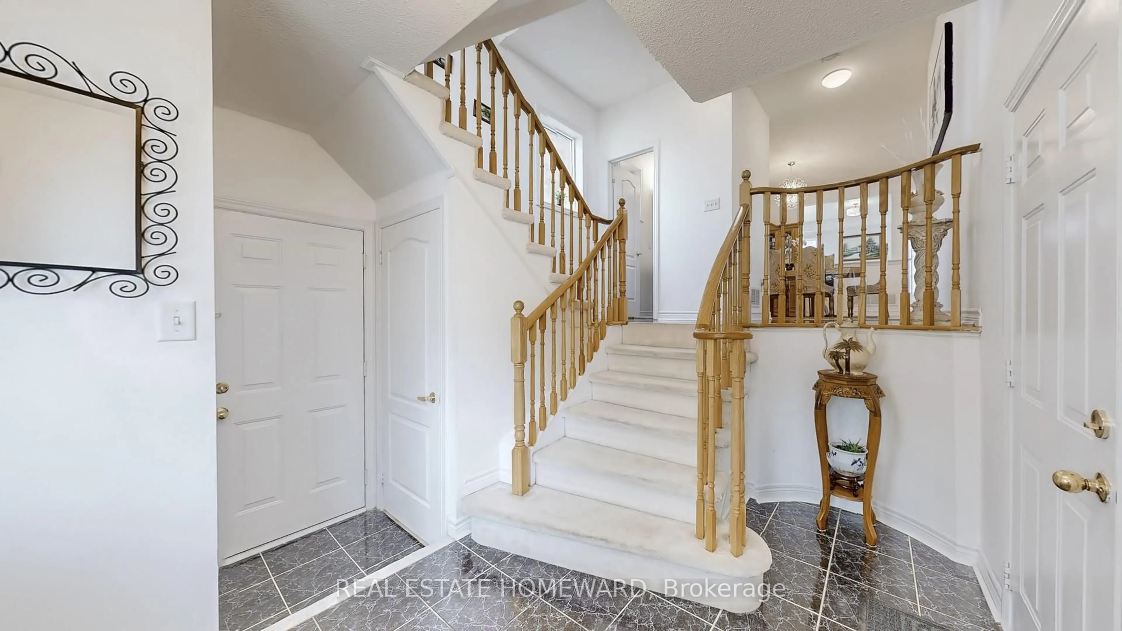Unknown for 23 Pathmaster Rd, Brampton Ontario L6P 2G8
