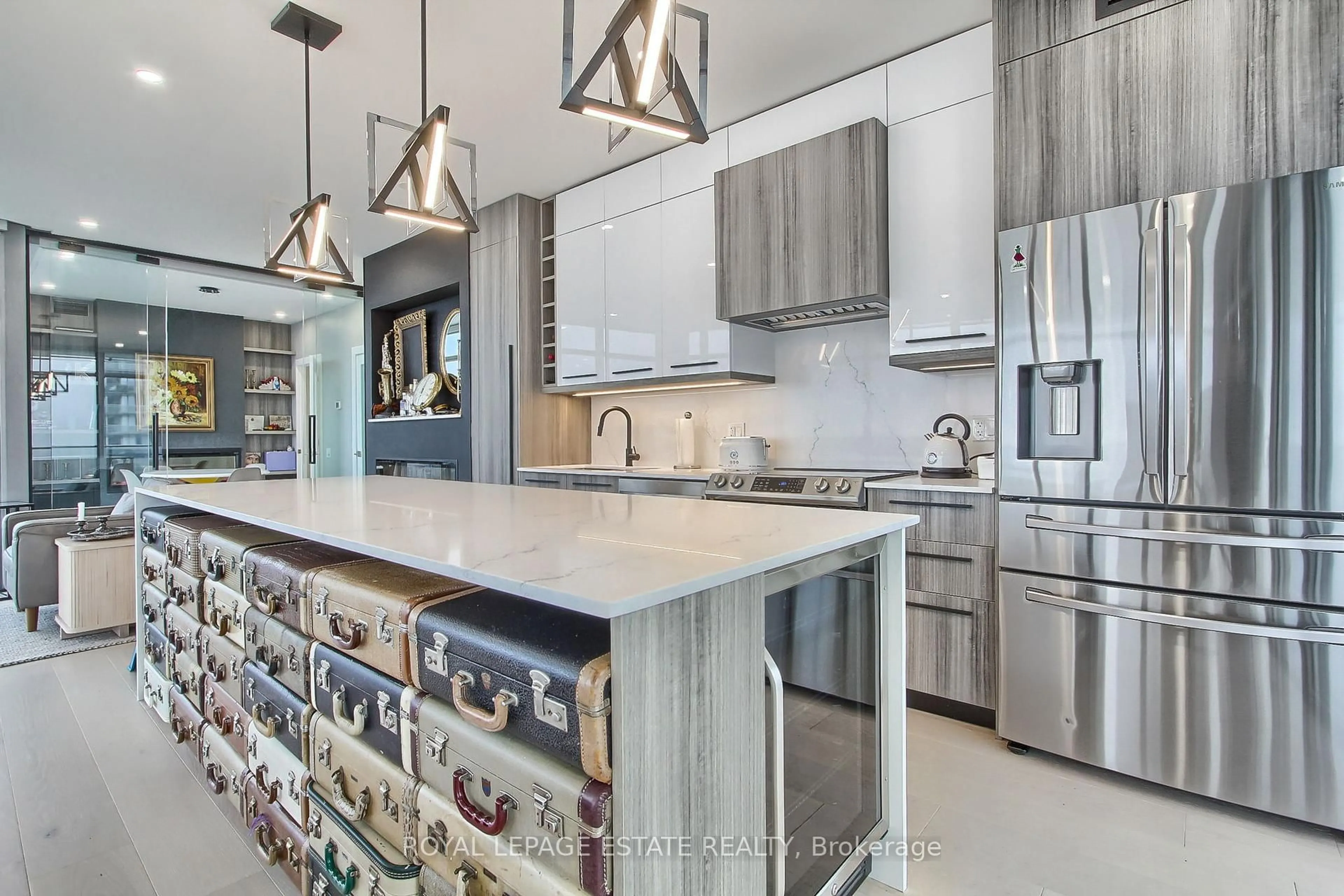 Contemporary kitchen, unknown for 103 The Queensway Ave #2304, Toronto Ontario M6S 5B3