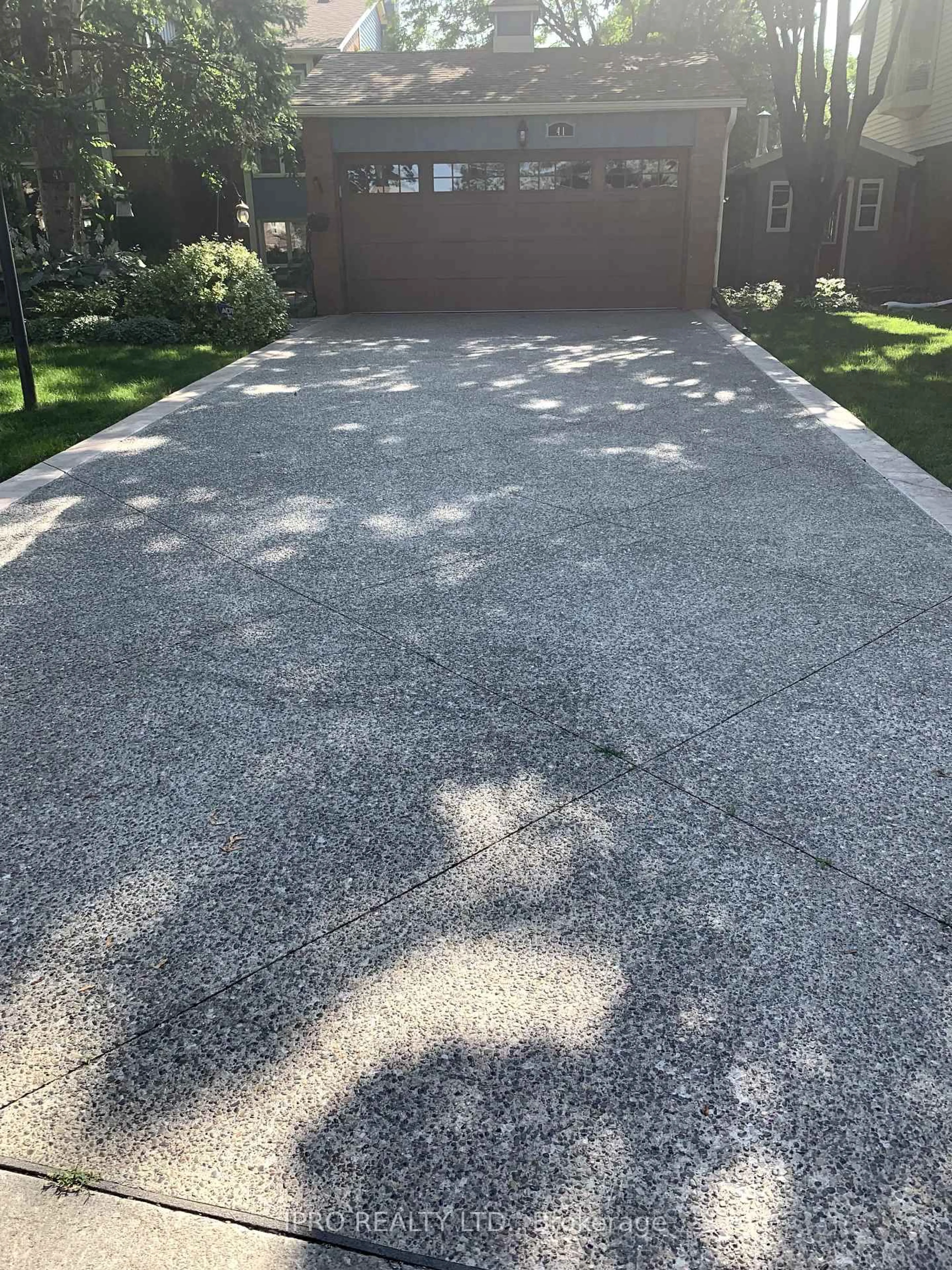 A pic from outside/outdoor area/front of a property/back of a property/a pic from drone, street for 41 Marchmount Cres, Brampton Ontario L6S 2T2