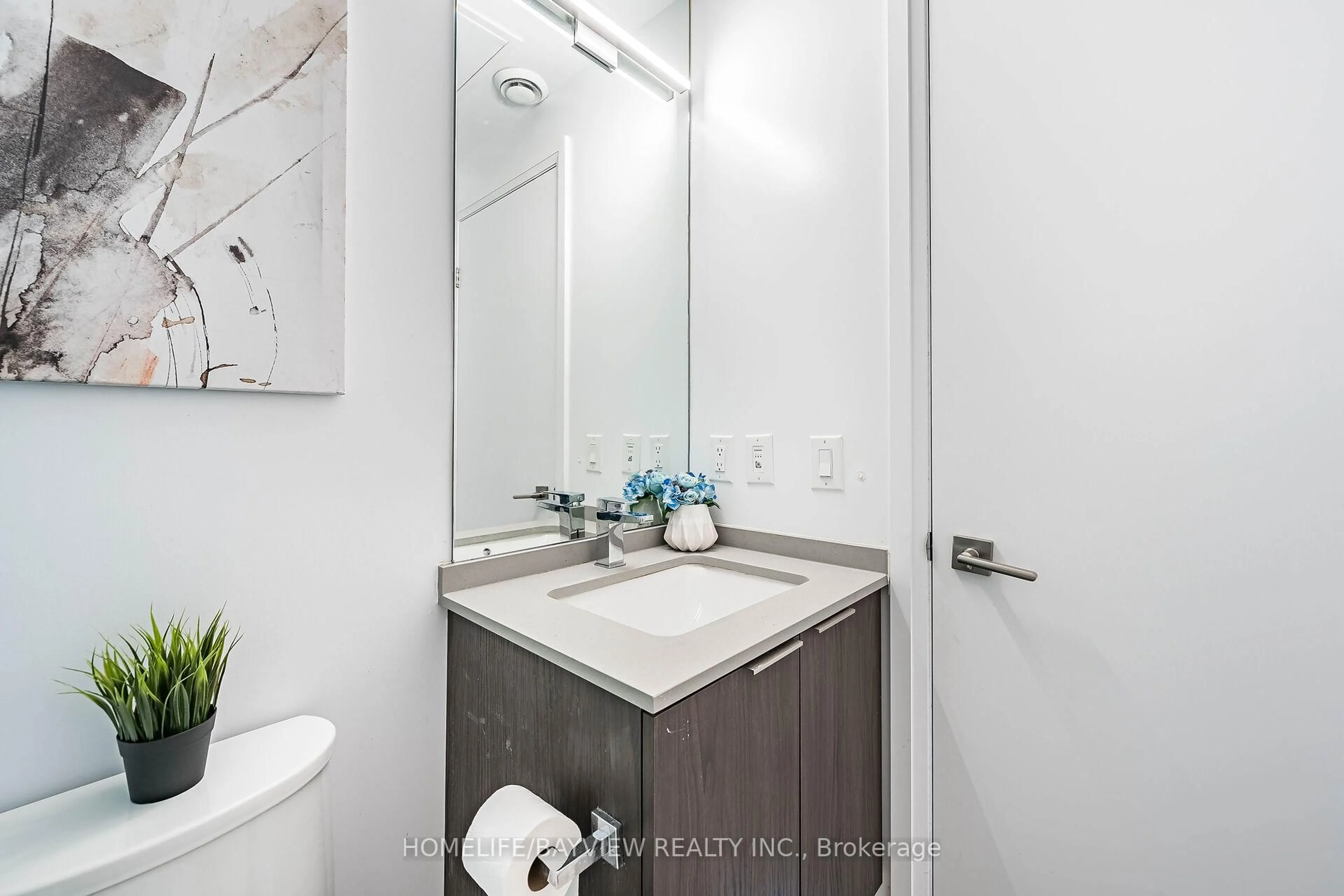 Standard bathroom, unknown for 10 Brin Dr #24, Toronto Ontario M8X 0B3