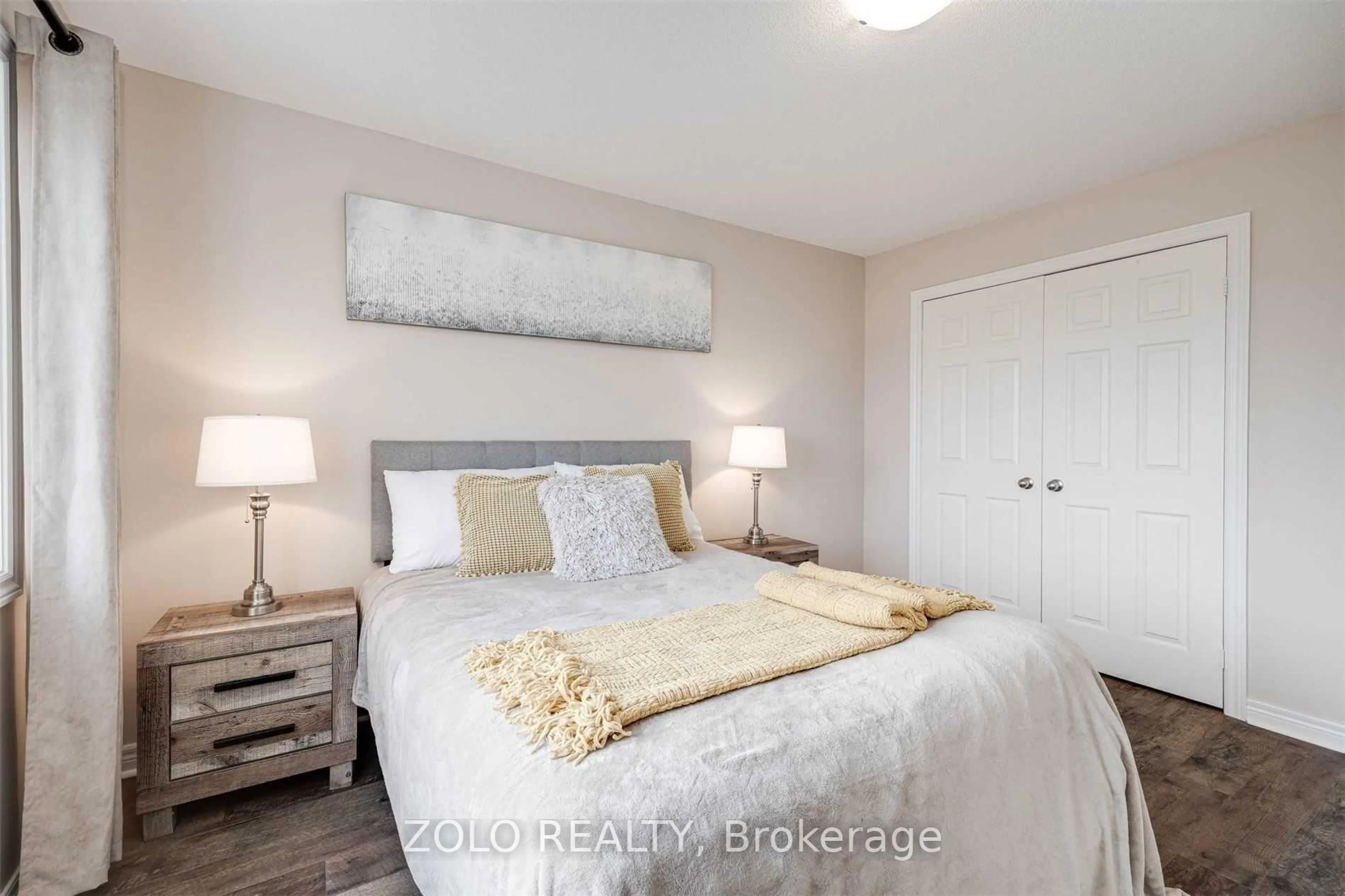 Bedroom with bed, unknown for 3136 GOODYEAR Rd, Burlington Ontario L7M 0Z9
