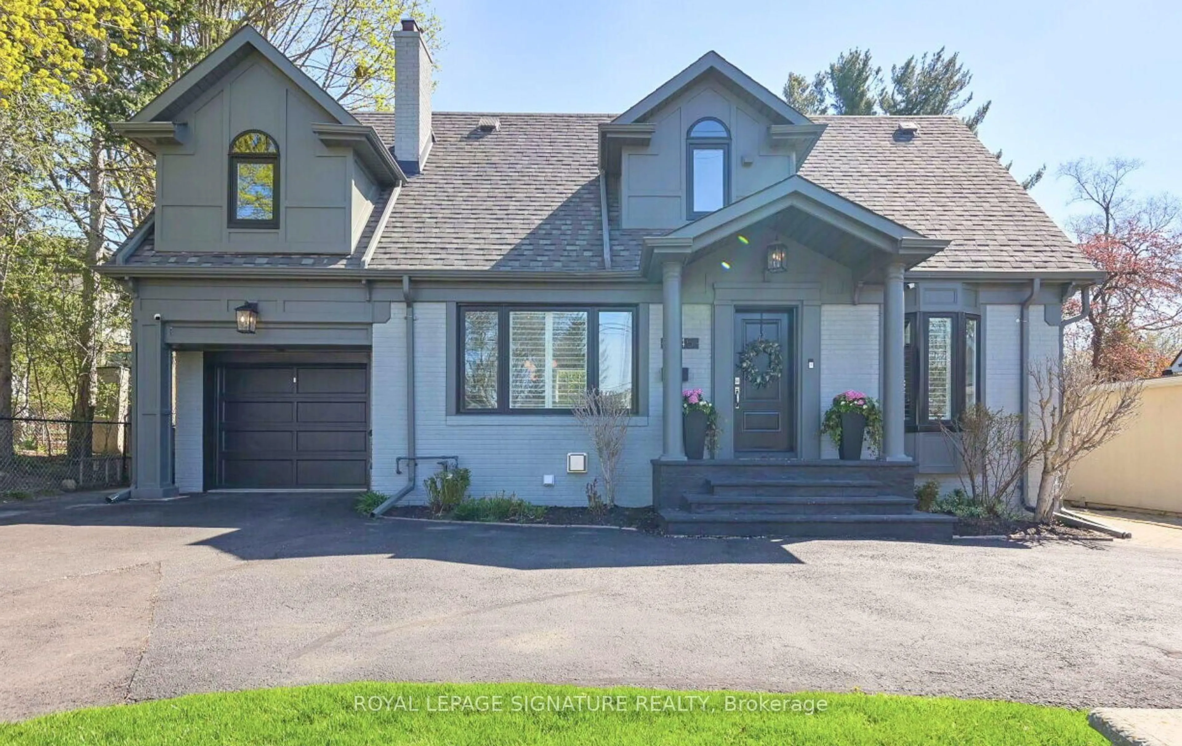 Home with brick exterior material, street for 1445 Islington Ave, Toronto Ontario M9A 3K8
