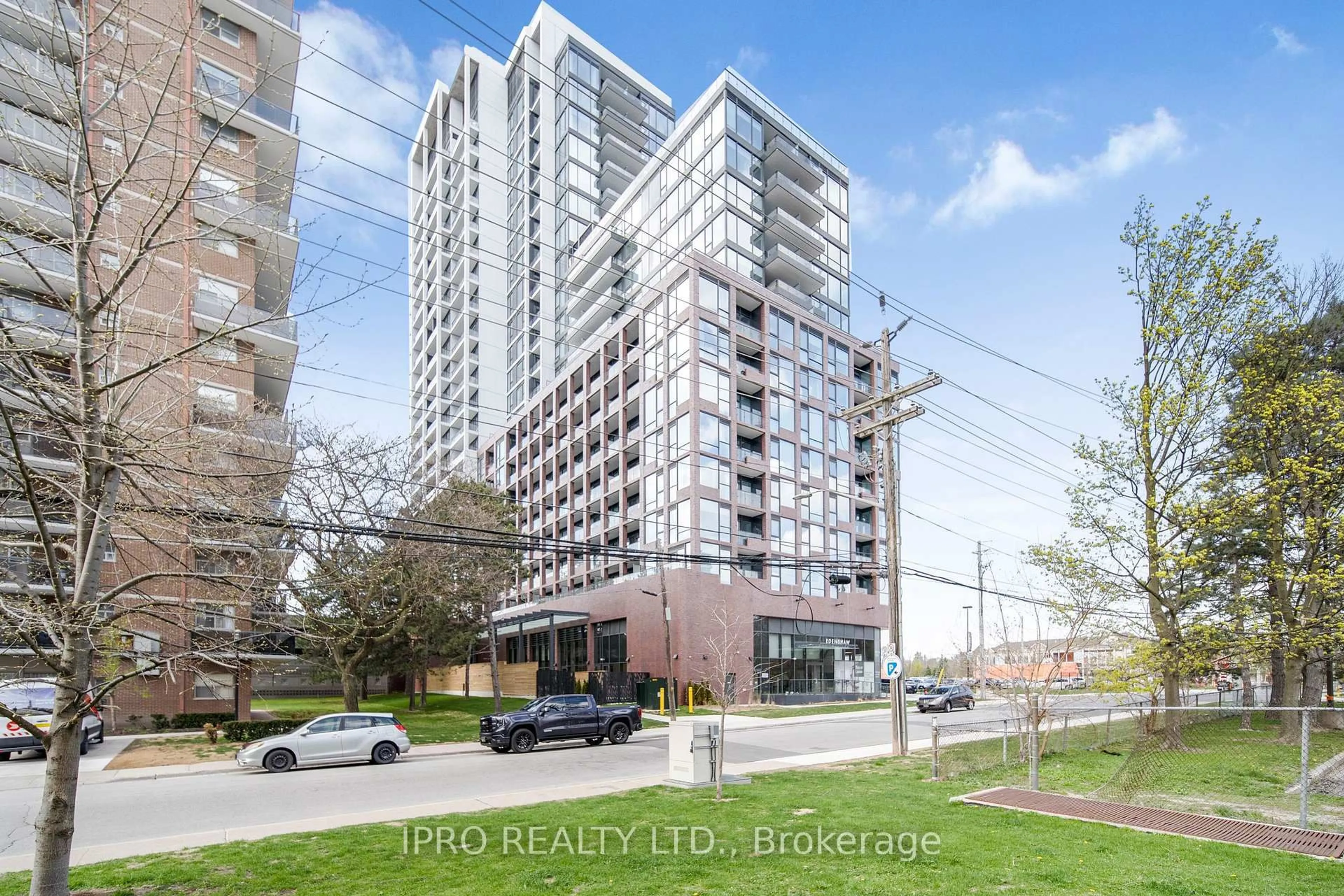 Unknown for 28 Ann St #1412, Mississauga Ontario L5G 3G1