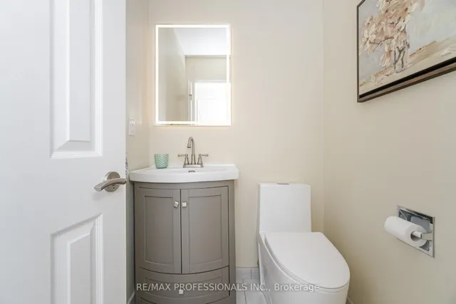 Additional image 33 of 72 Barr Cres