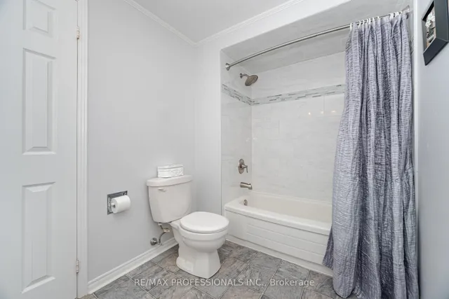 Additional image 17 of 72 Barr Cres