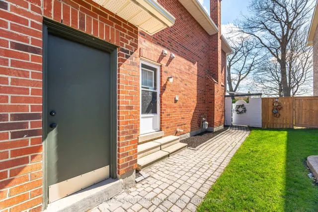 Additional image 11 of 72 Barr Cres