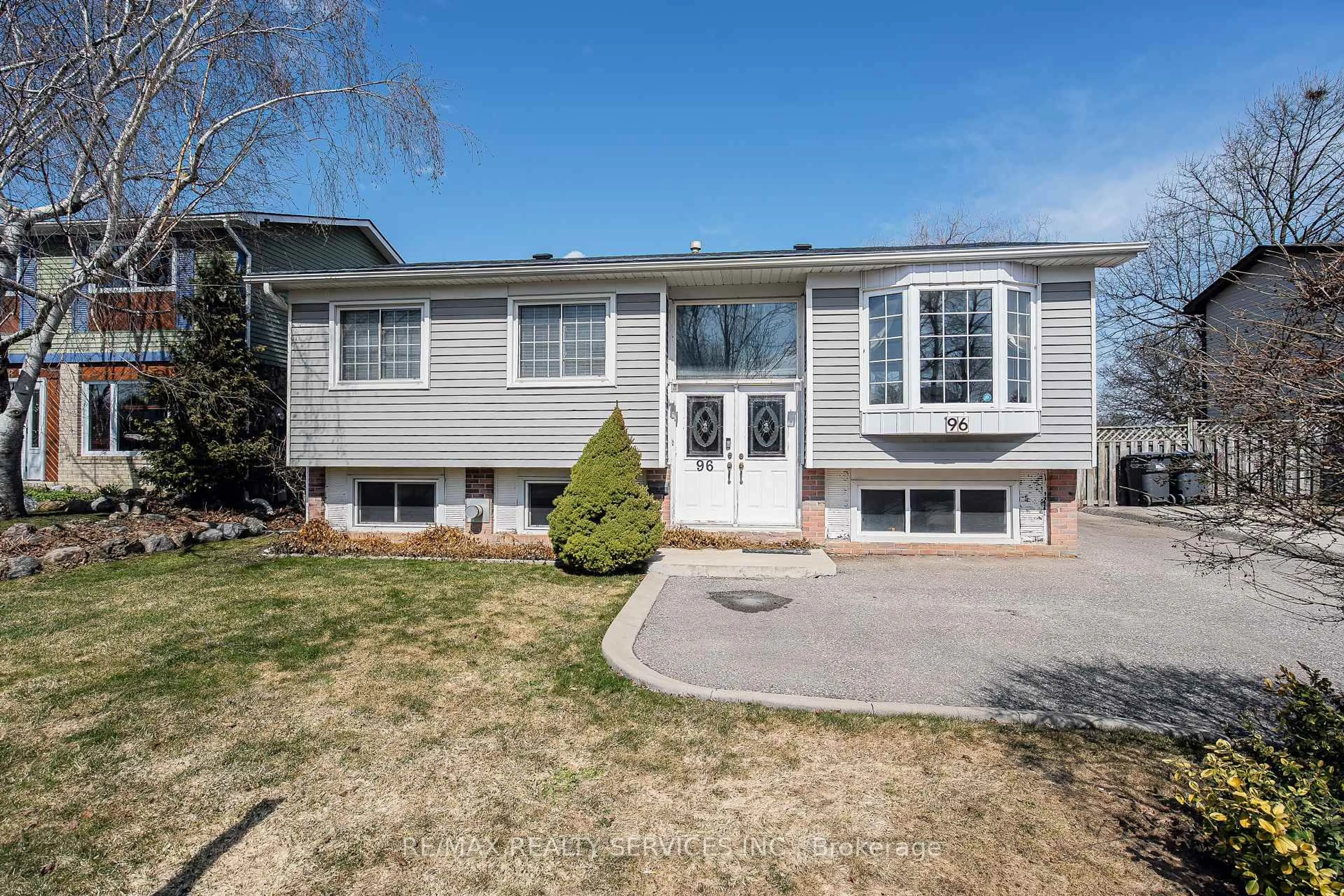 Home with vinyl exterior material, street for 96 Seaborn Rd, Brampton Ontario L6V 2C1