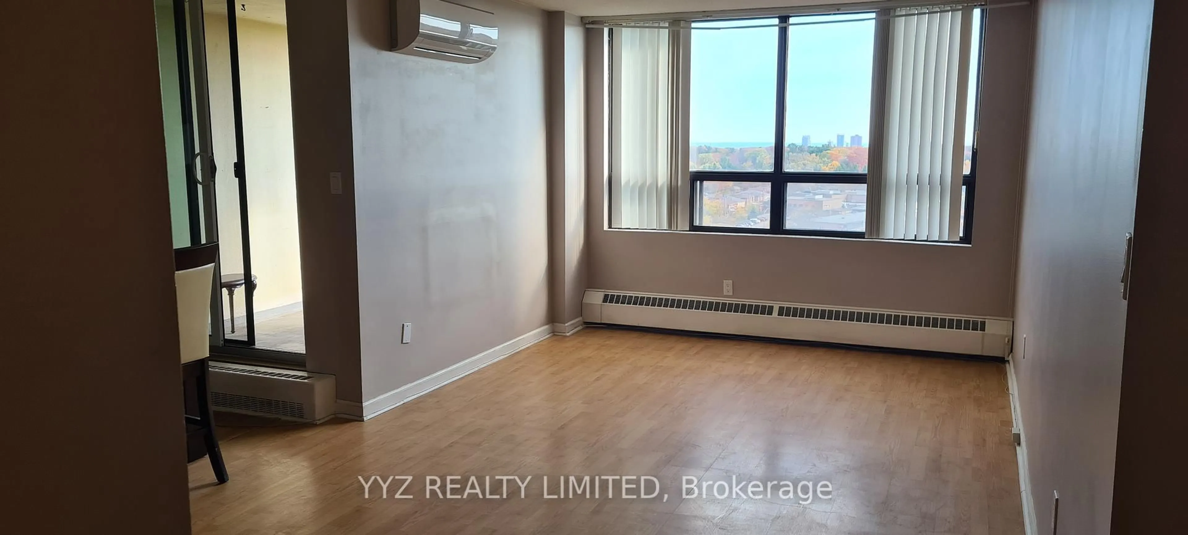 A pic of a room for 2542 Argyle Rd #1105, Mississauga Ontario L5B 2H5