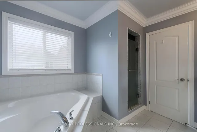 Additional property image - 1095 Tupper Dr