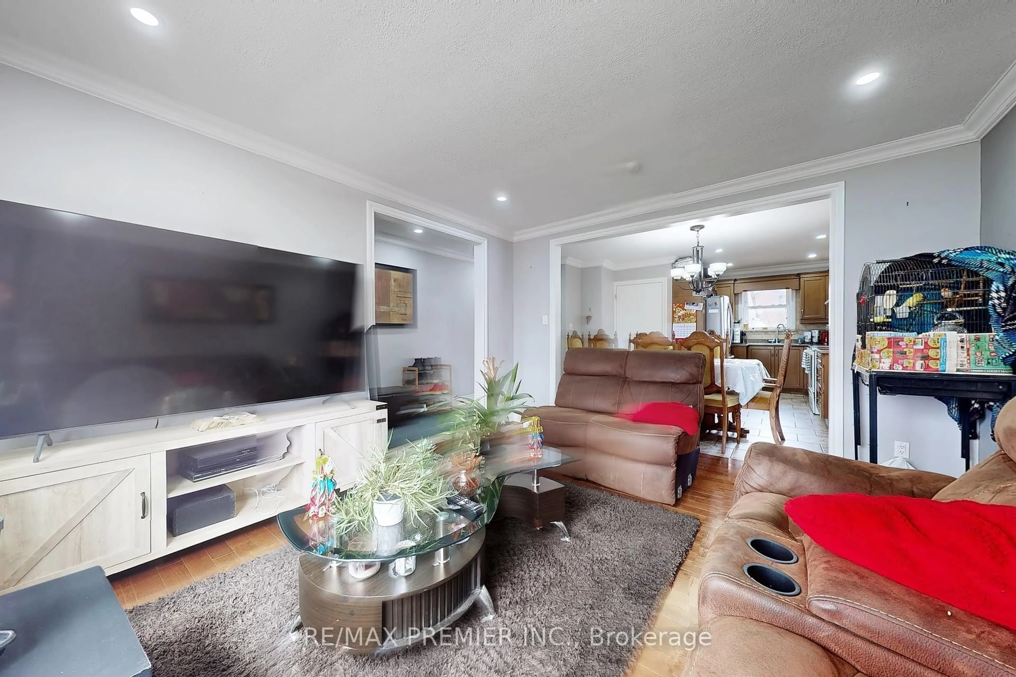 Living room with furniture, unknown for 262 Richard Clark Dr, Toronto Ontario M3M 1W4