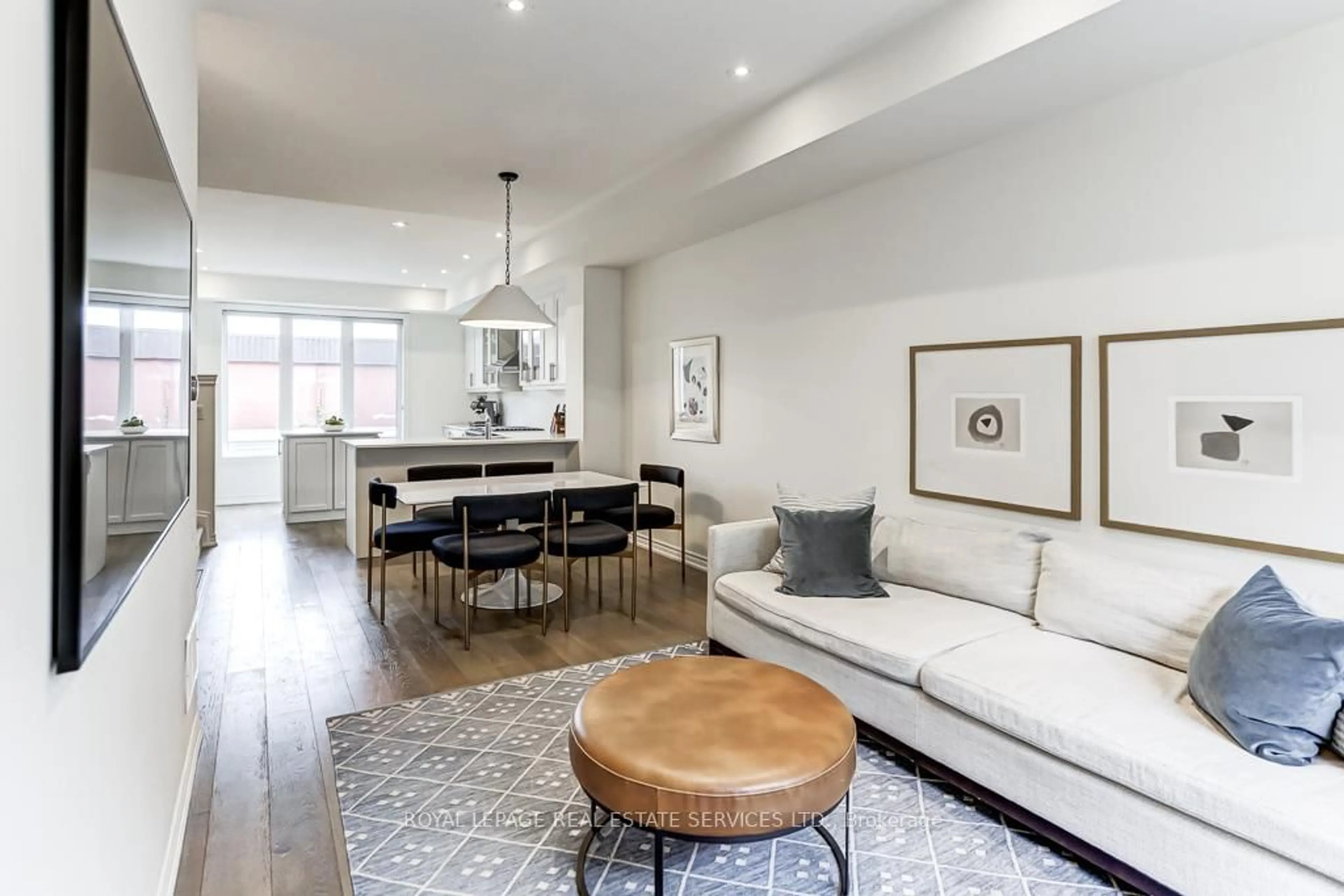 Living room with furniture, unknown for 80 Eastwood Park Gdns #7, Toronto Ontario M8W 1N6