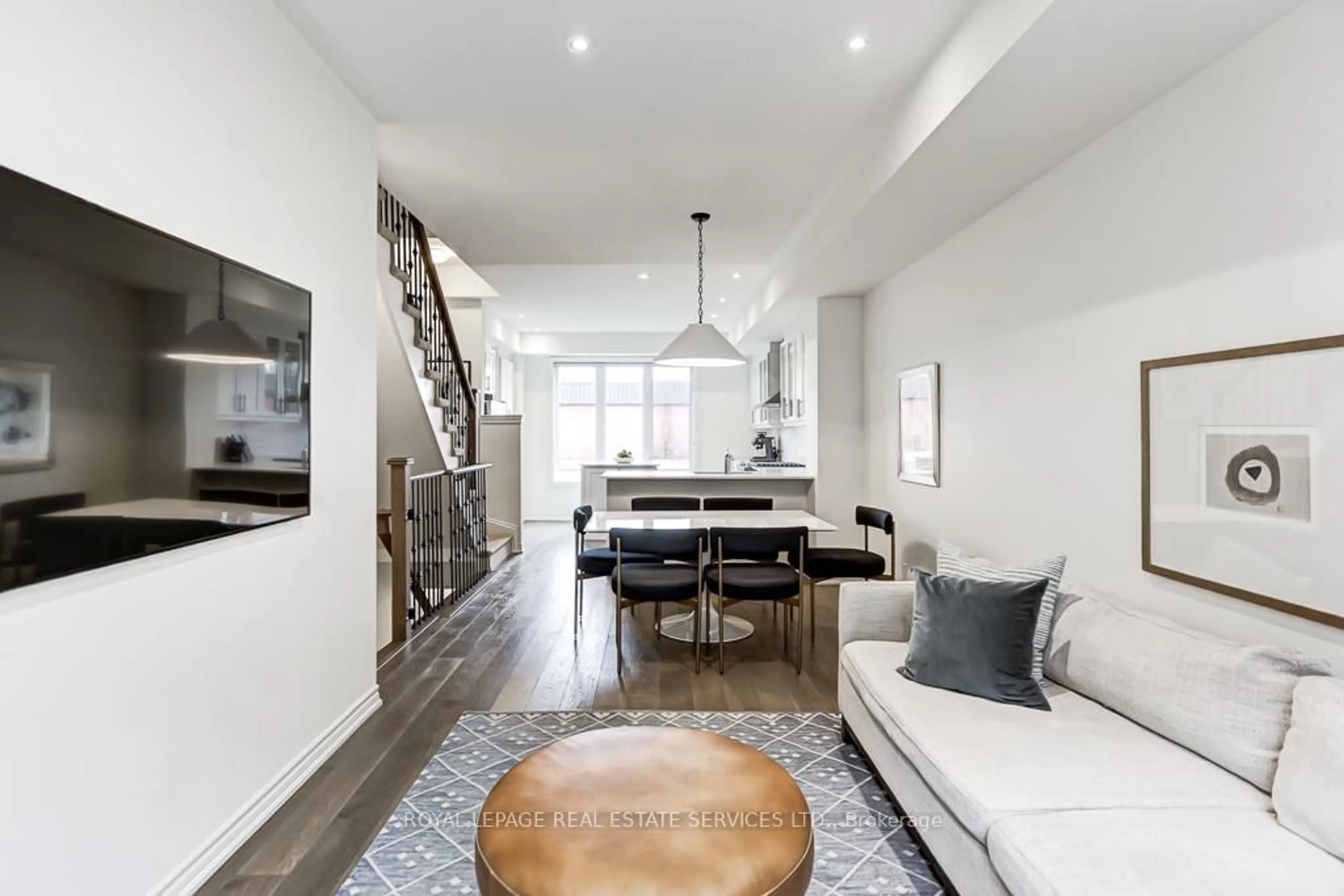 Living room with furniture, unknown for 80 Eastwood Park Gdns #7, Toronto Ontario M8W 1N6