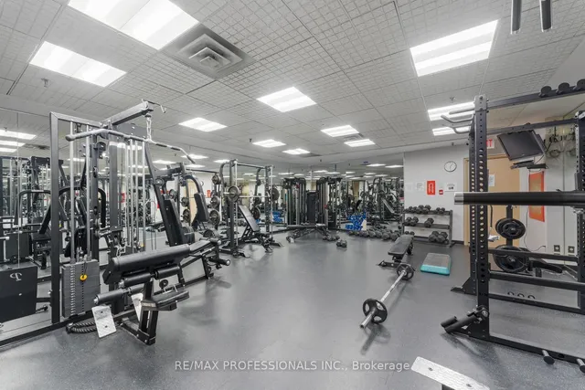 Additional property image - 50 Eglinton Ave Unit 1604