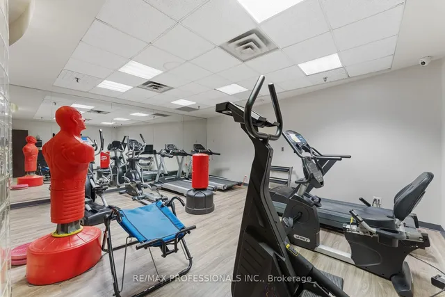 Additional property image - 50 Eglinton Ave Unit 1604