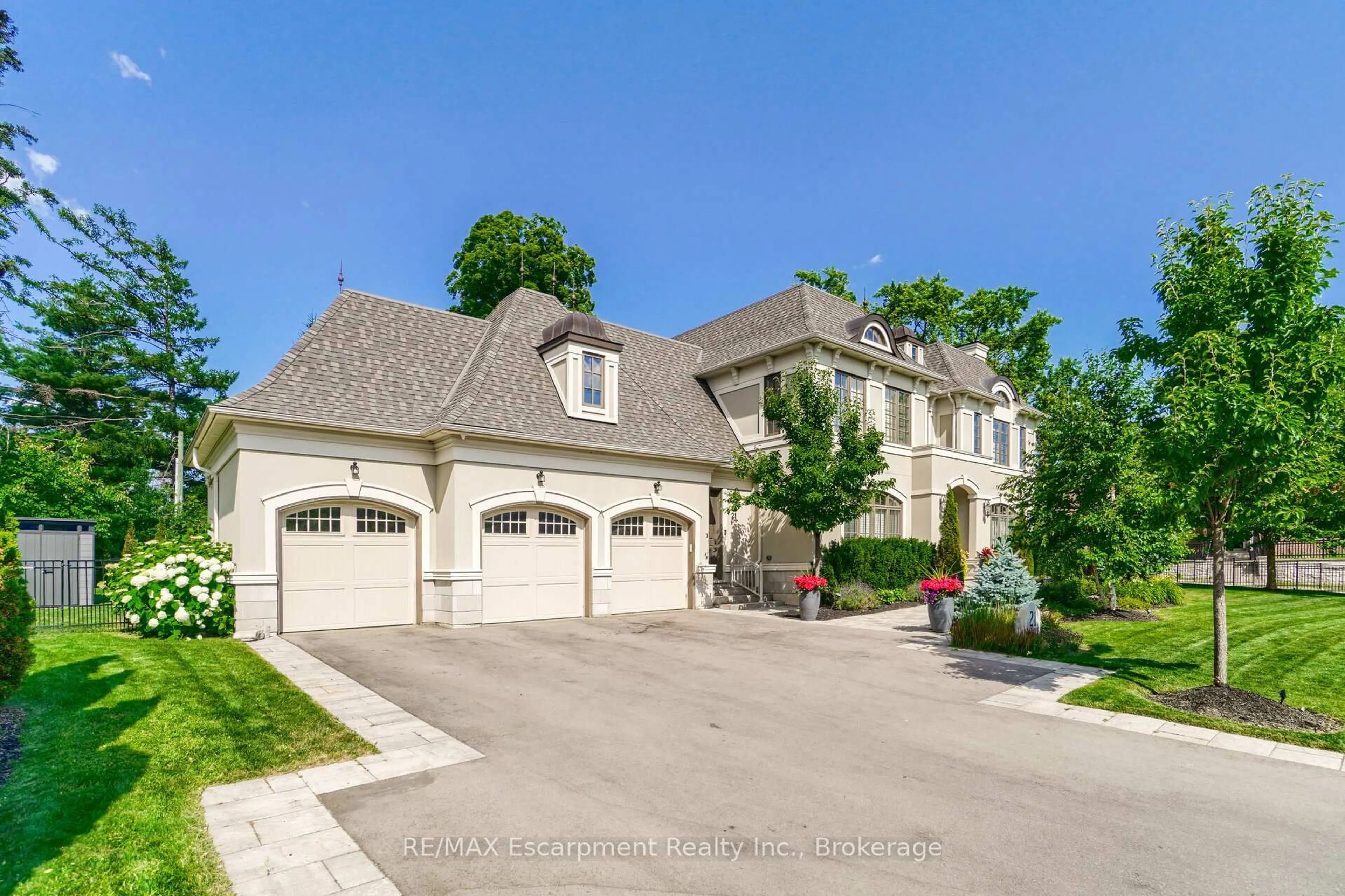 Unknown for 21 LAMBERT Common, Oakville Ontario L6K 0H6