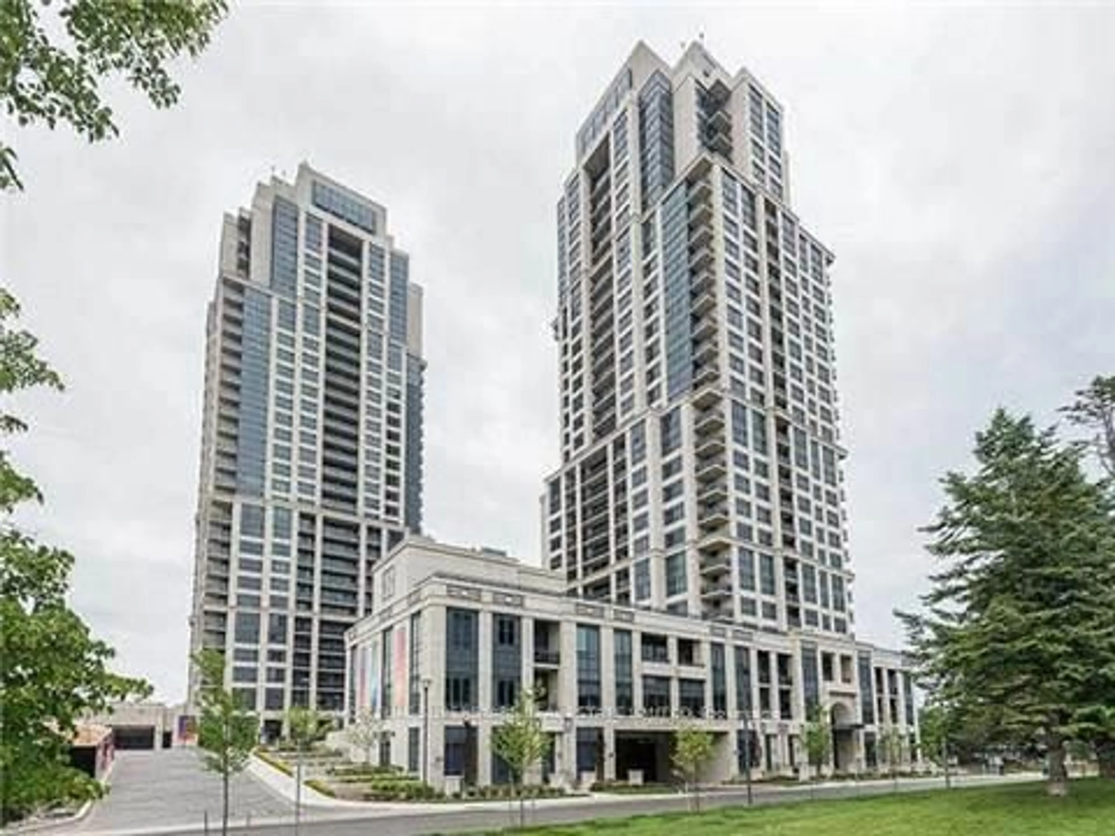 Indoor foyer for 6 Eva Rd #1507, Toronto Ontario M9C 0B1