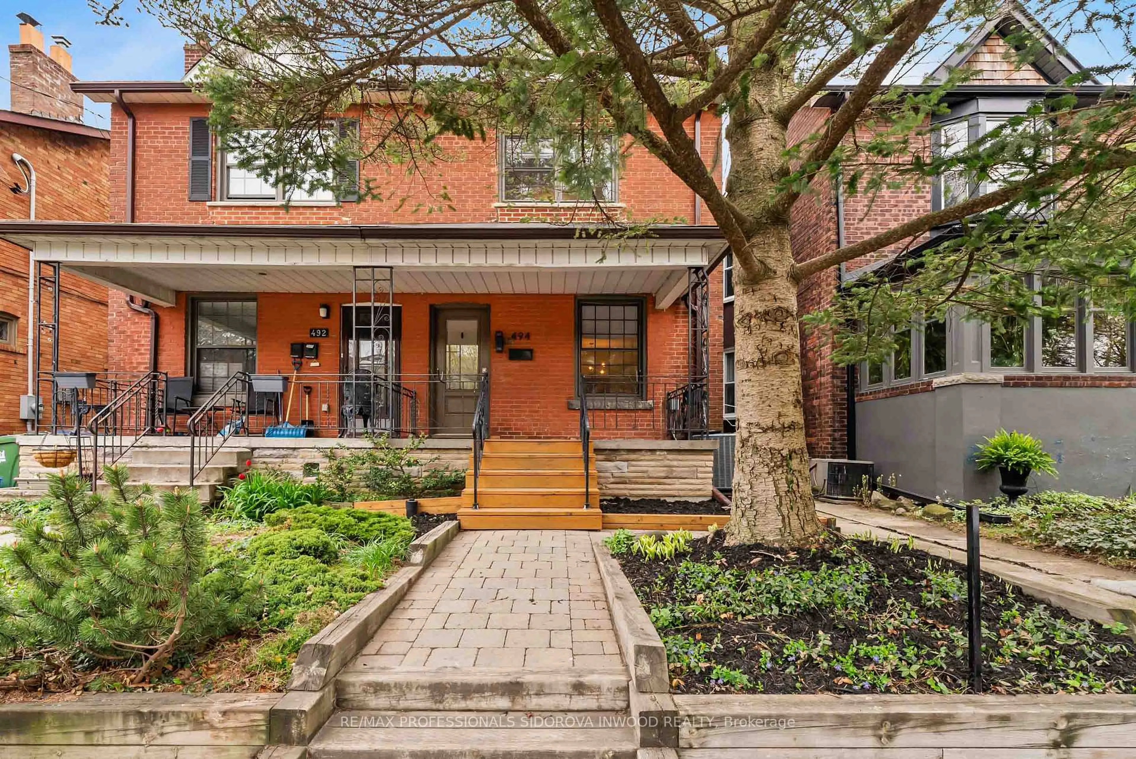 Home with brick exterior material, street for 494 Willard Ave, Toronto Ontario M6S 3R6