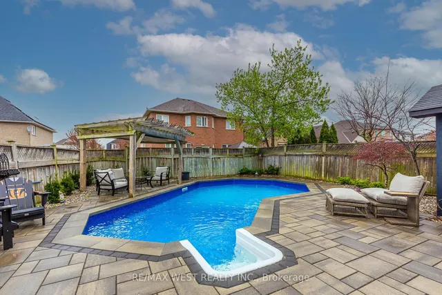 Additional property image - 284 Alexander Cres