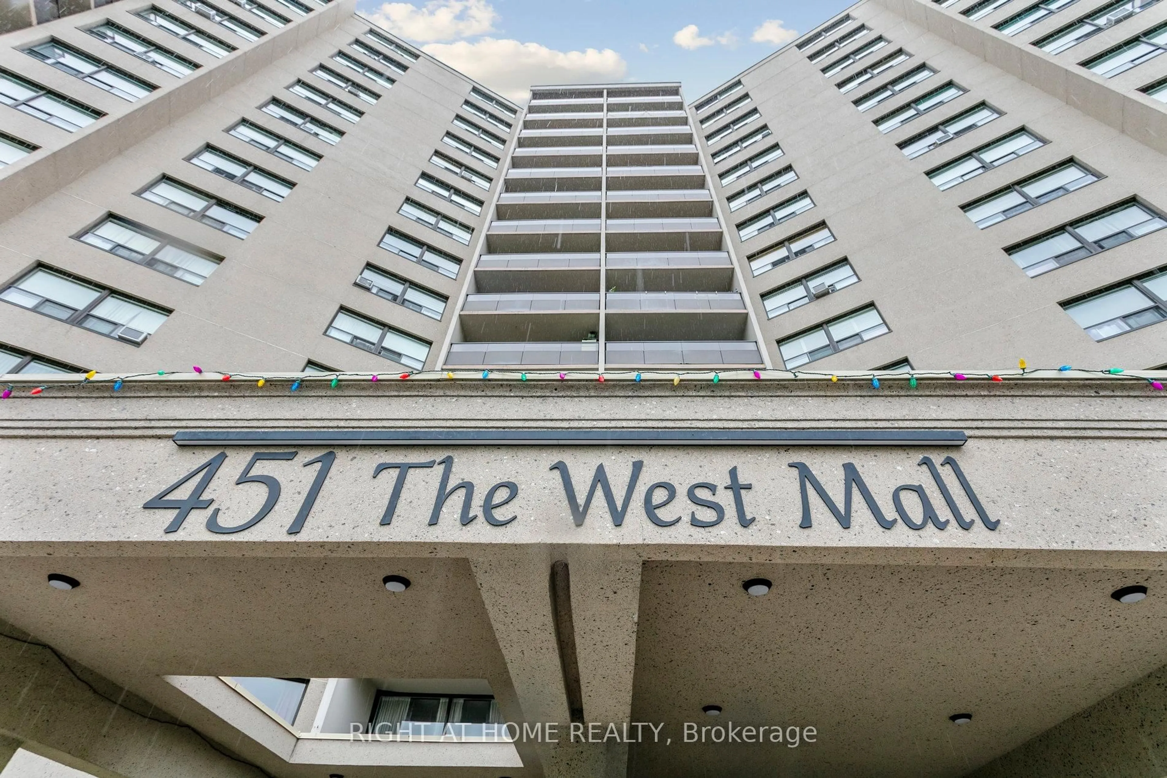 Unknown for 451 The West Mall N/A #1616, Toronto Ontario M9C 1G1