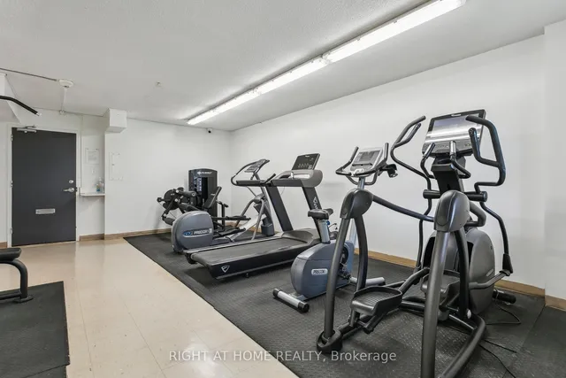 Additional image 10 of 451 The West Mall N/A Unit 1616