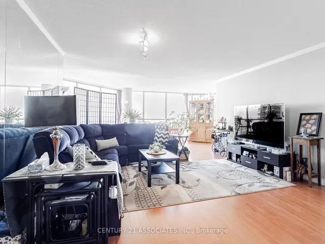 Additional property image - 45 Kingsbridge Garden Circ Unit 2604