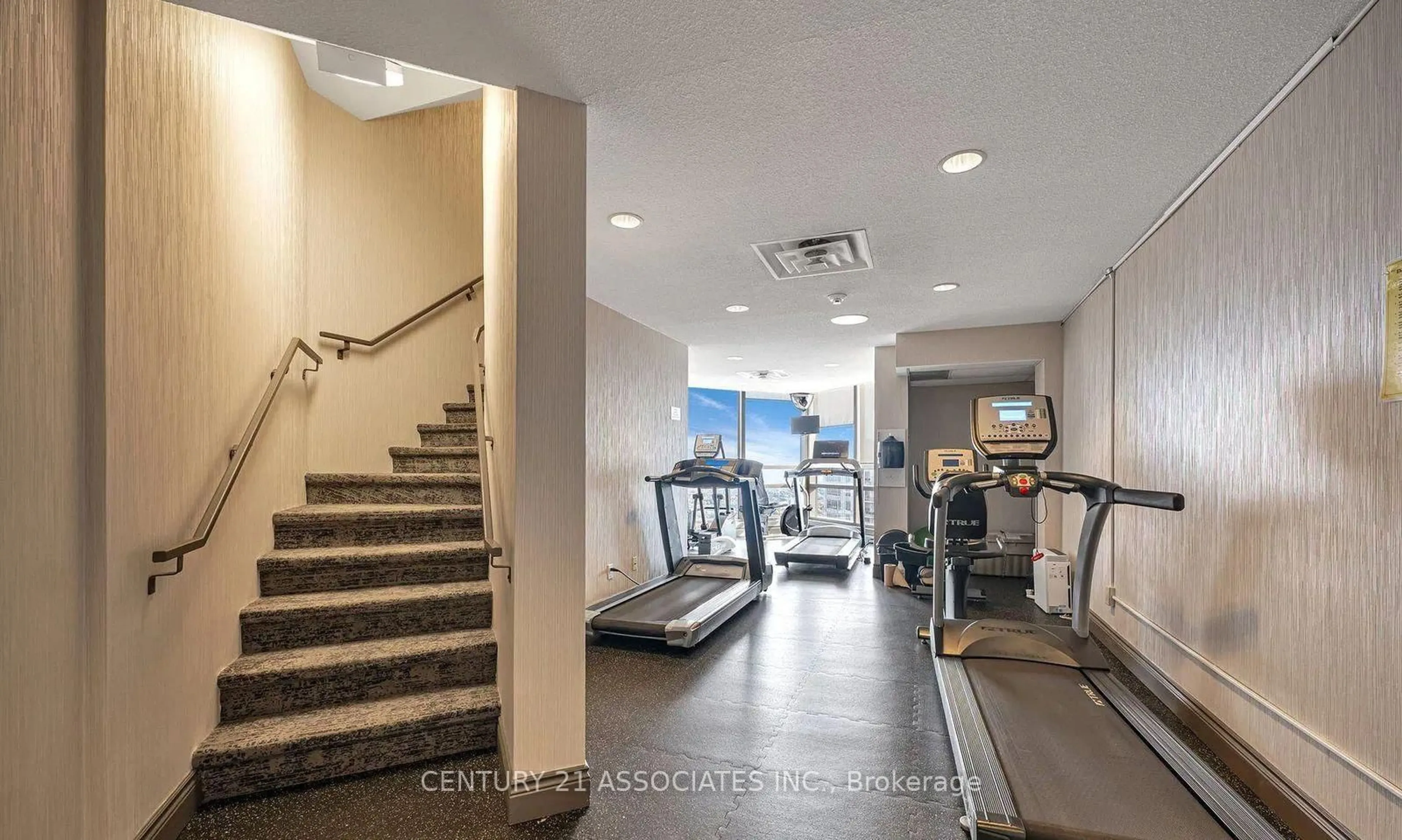 Gym or fitness room for 45 Kingsbridge Garden Circ #2604, Mississauga Ontario L5R 3K4