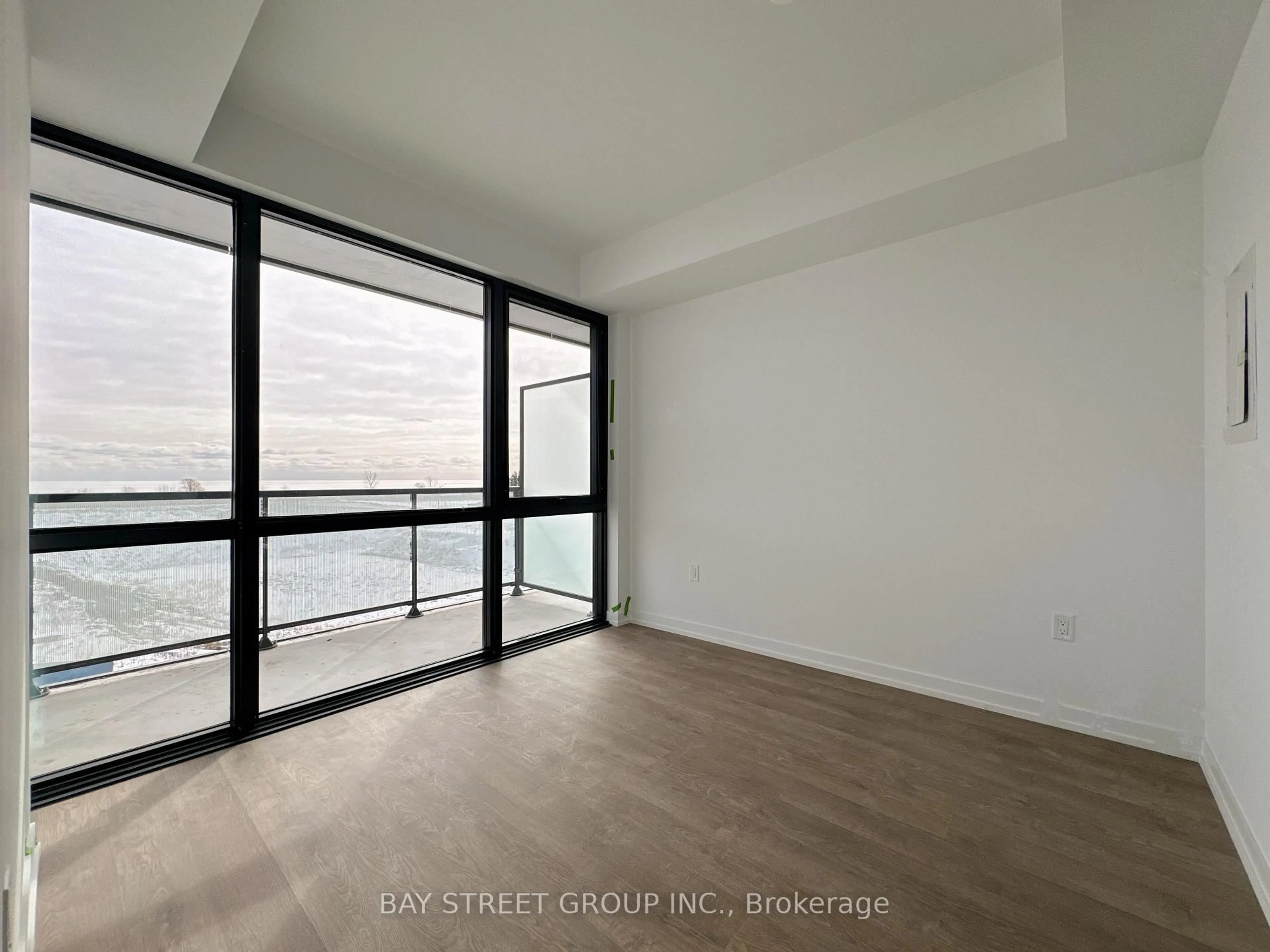 A pic of a room for 251 Masonry Way #216, Mississauga Ontario L5H 0B3