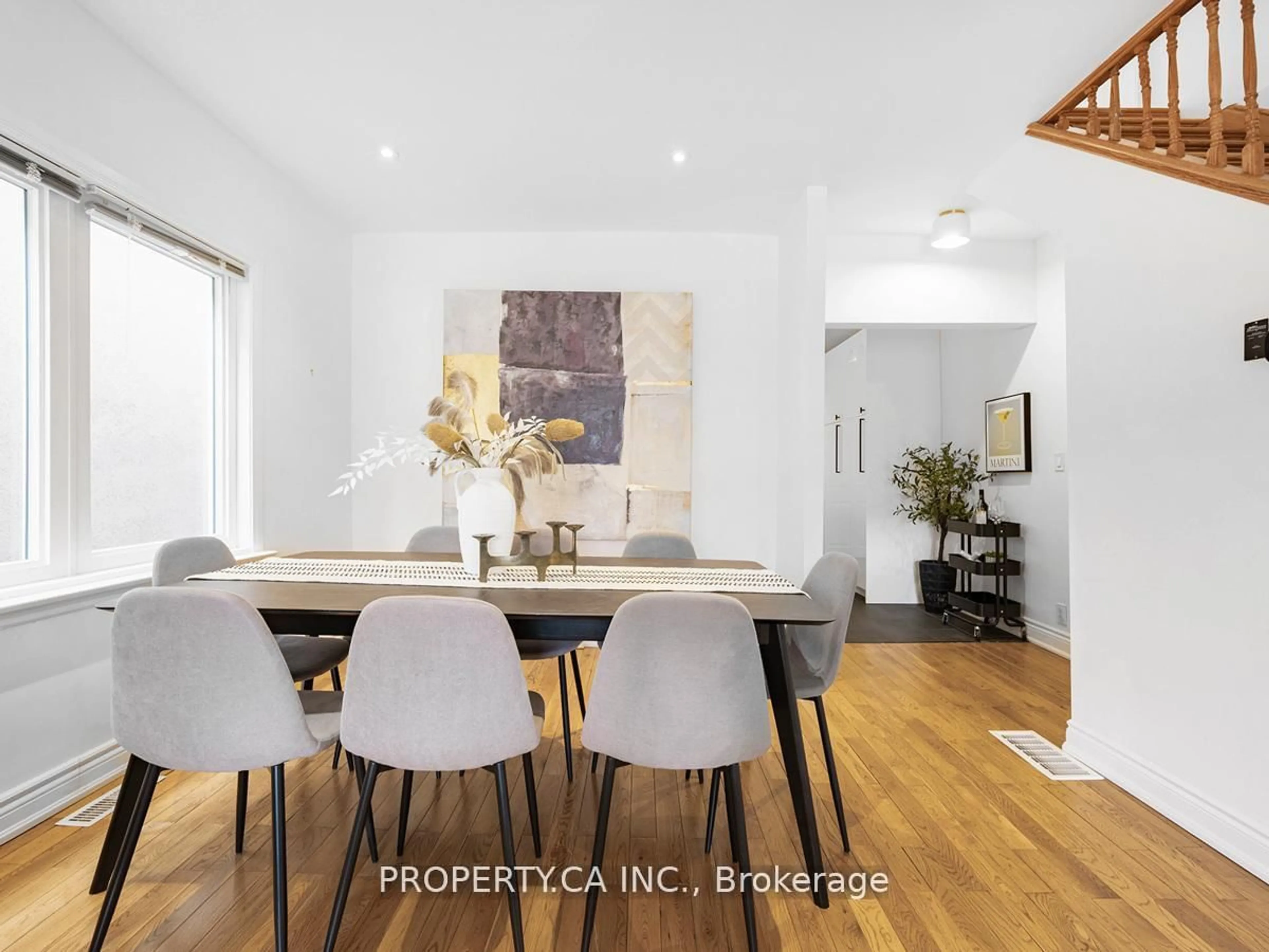 Dining room, wood/laminate floor for 29 Gilbert Ave, Toronto Ontario M6E 4W2