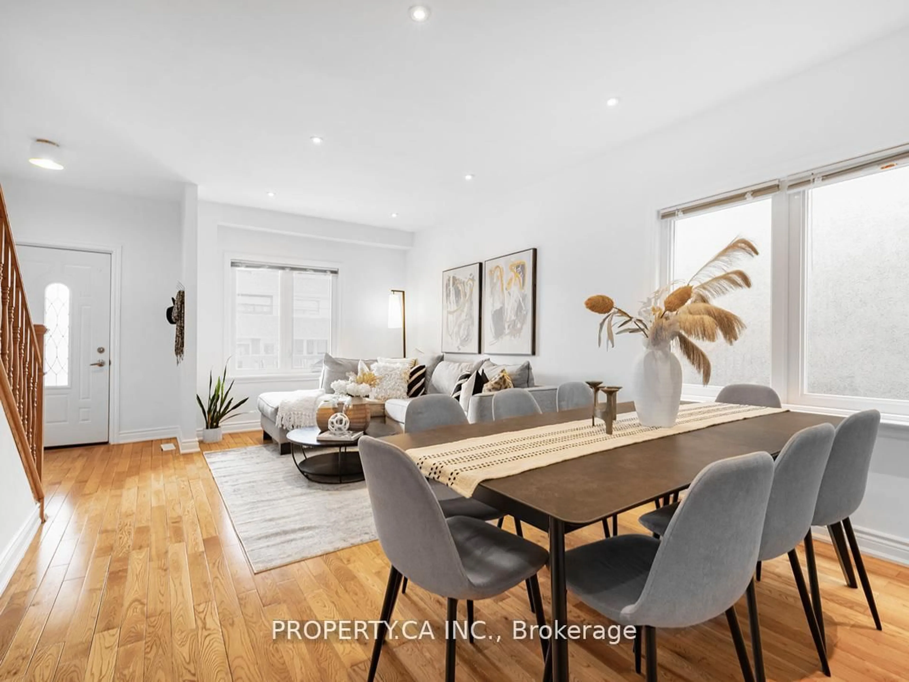 Unknown for 29 Gilbert Ave, Toronto Ontario M6E 4W2