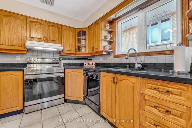 Additional property image - 15 Breadner Dr