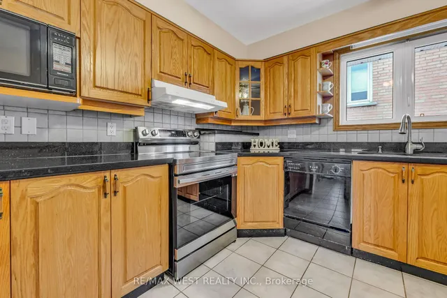 Additional property image - 15 Breadner Dr