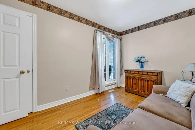 Additional property image - 15 Breadner Dr